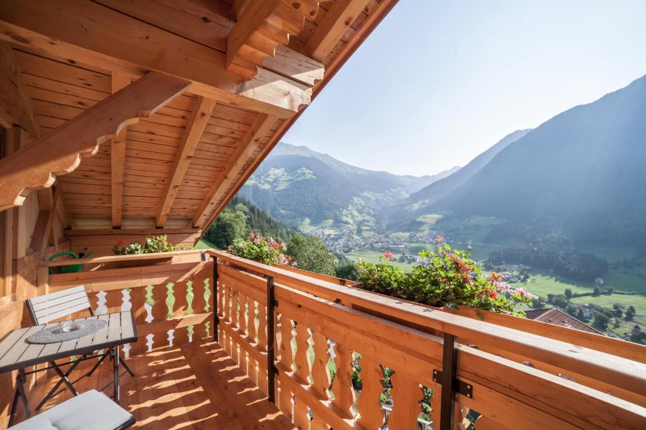 Innergasserhof Ferienwohnung Enzian San Martino di Castrozza Eksteriør billede