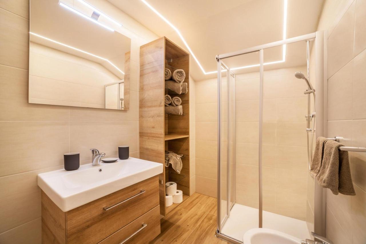 Innergasserhof Ferienwohnung Enzian San Martino di Castrozza Eksteriør billede